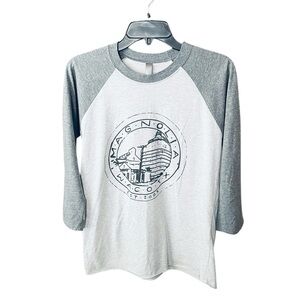 Magnolia Waco Texas women’s raglan tee 3/4 sleeve Joanna Gaines silos SZ S gray
